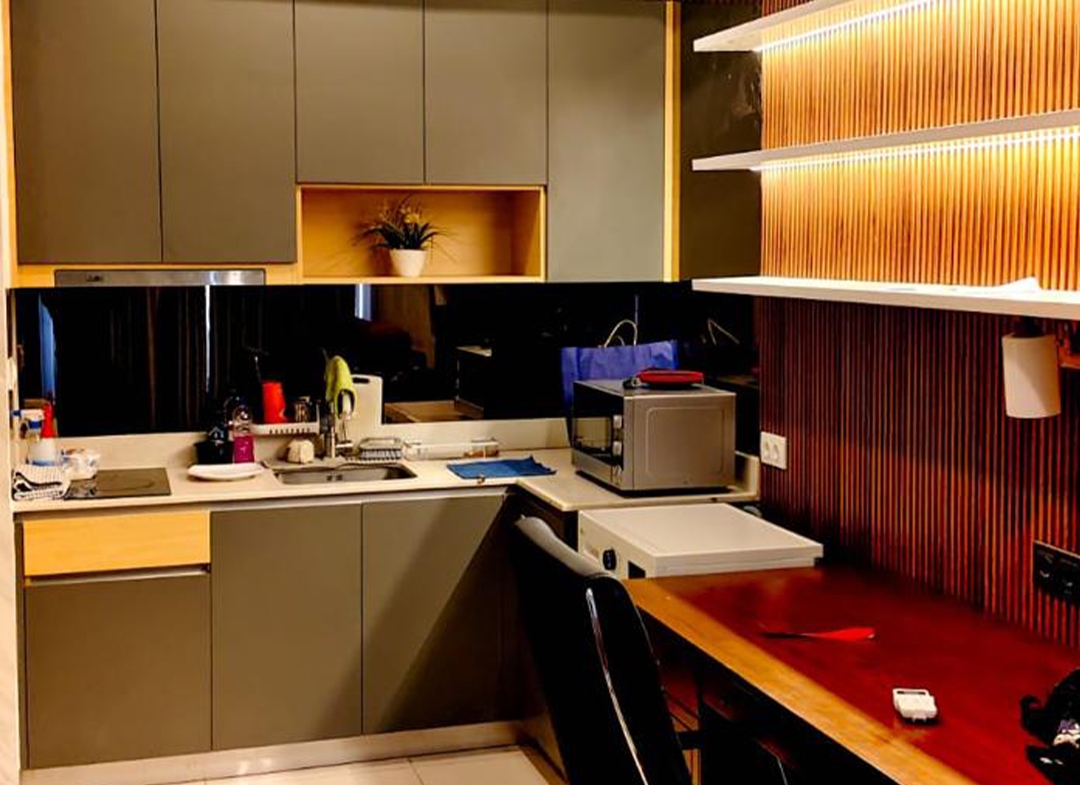 Disewa 90juta pertahun, Taman Anggrek Residences 1 Bedroom, Middle Floor, Pool View