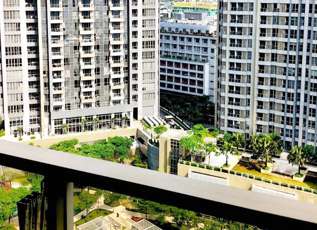 Disewa 90juta pertahun, Taman Anggrek Residences 1 Bedroom, Middle Floor, Pool View