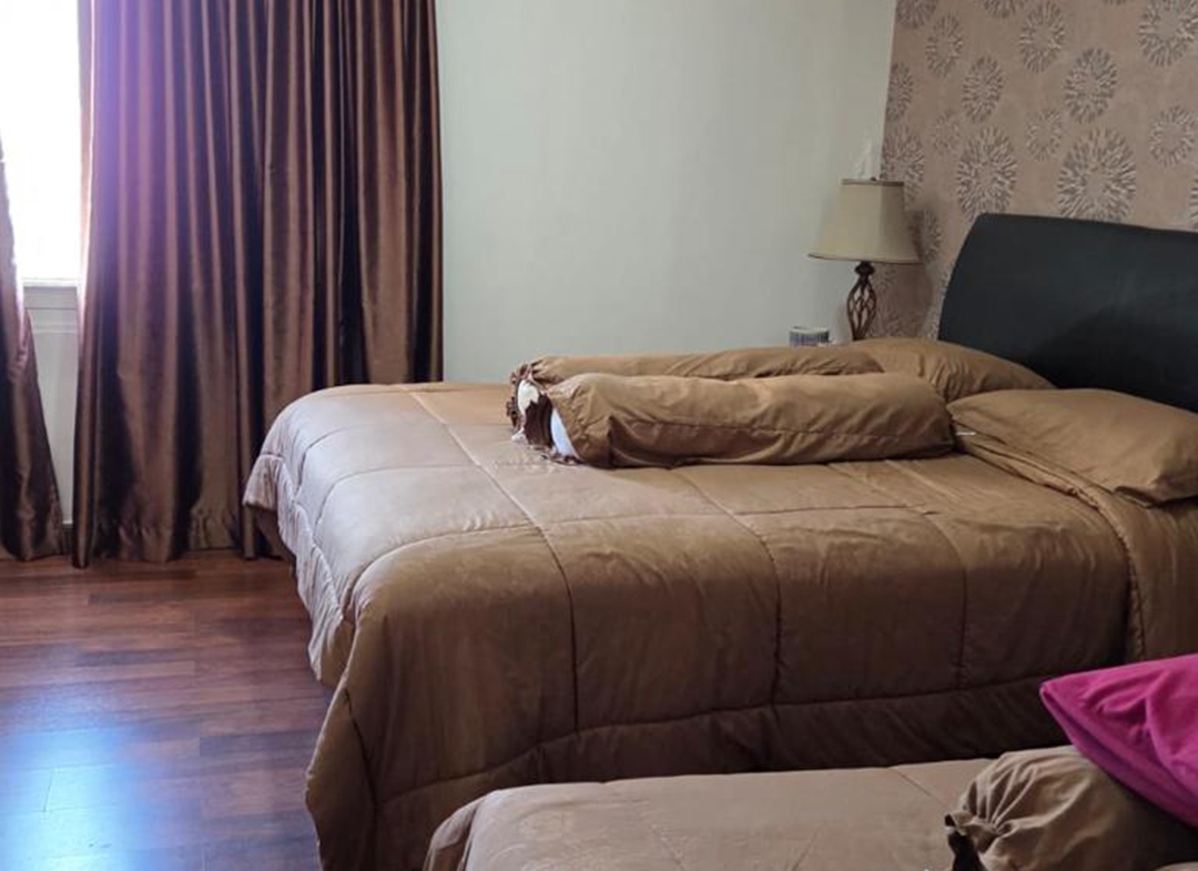 Dijual 1.9 milyar, Fully Furnished 2 Bedroom, High Floor, Taman Anggrek Condominium