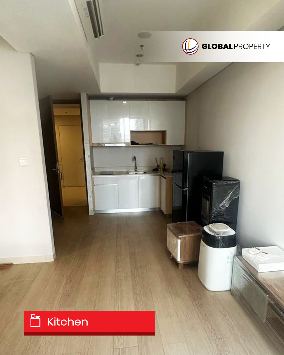 2 Kitchen set Dijual 1 milyar, Taman Anggrek Residences 1 Bedroom, Semi Furnished, Pool View