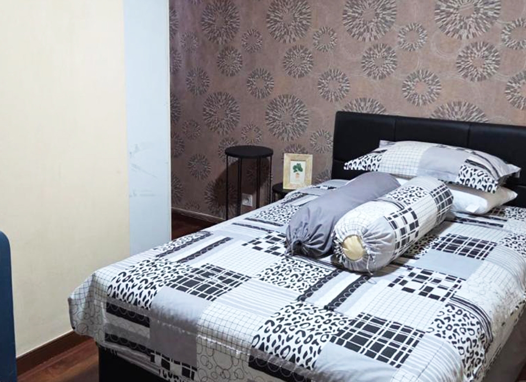 Dijual 1.9 milyar, Fully Furnished 2 Bedroom, High Floor, Taman Anggrek Condominium