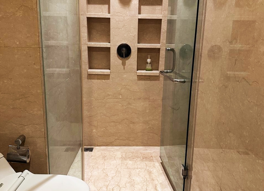 For Rent 3 + 1 Bedrooms Luxurious Apartment at SCBD Capital Residence