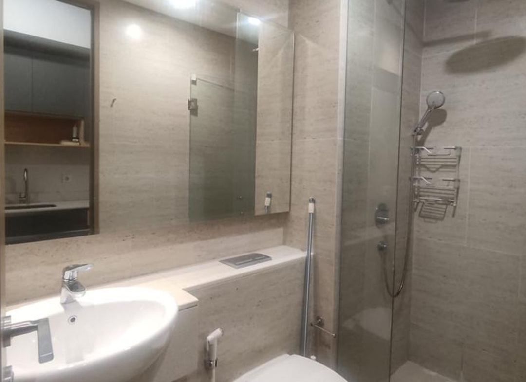 Disewa 45juta pertahun, Taman Anggrek Residences Studio 1 Bed, Fully Furnished, Pool View
