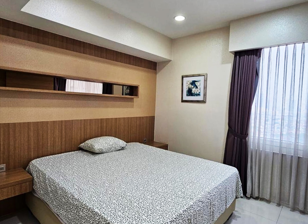 Disewa 150jt pertahun, Taman Anggrek Condominium 2 Bedroom, Fully Furnished, Middle Floor