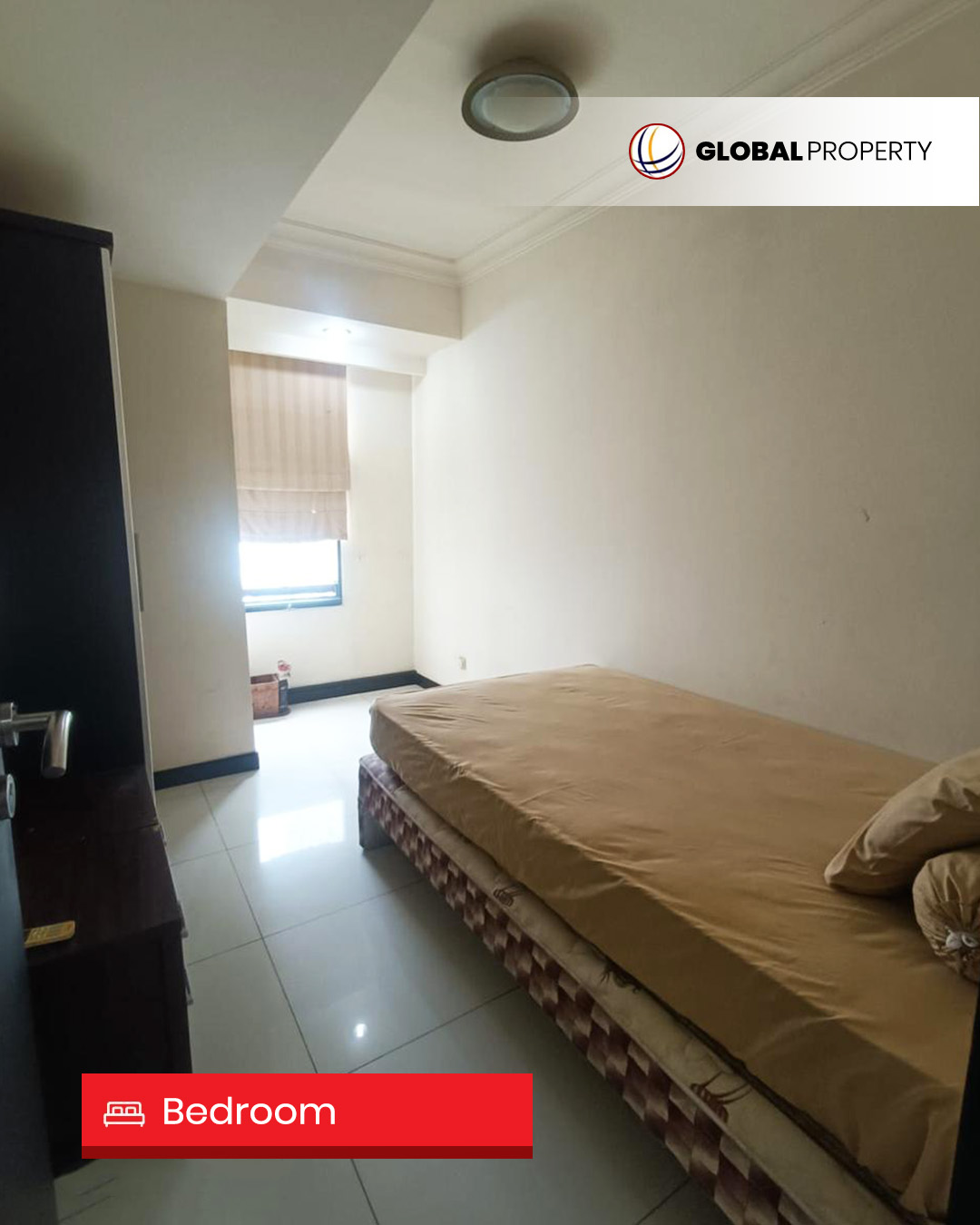 Bedrooms2 Dijual 2.2M, Fully Furnished 3 Bedrooms, Middle Floor, Taman Anggrek Condominium