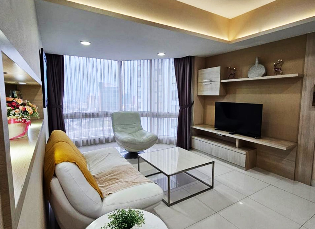 Dijual 2.1milyar, Fully Furnished, 2 Bedroom, Taman Anggrek Condominium di Jakarta Barat