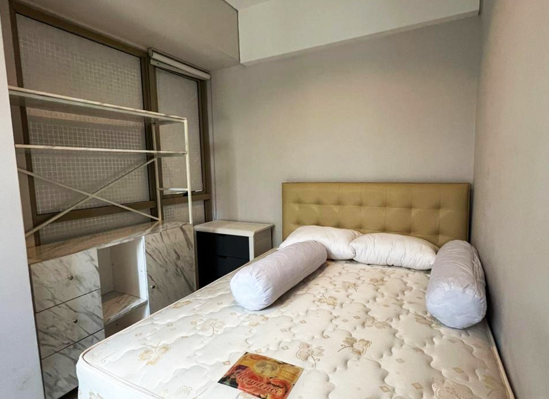 Disewa 80jt pertahun, Taman Anggrek Residences, Fully Furnished 2 Bedroom, Pool View