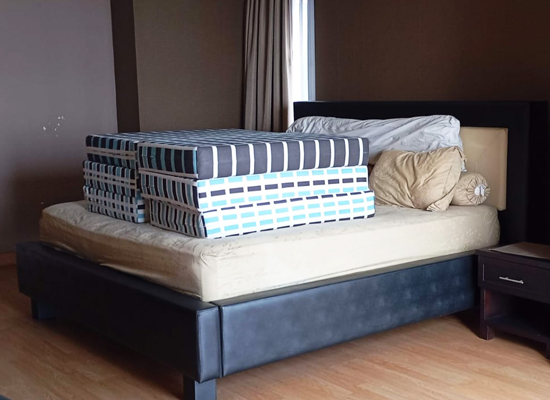 Disewa 225jt, Taman Anggrek Condominium, Fully Furnished 3 Bedroom, City View