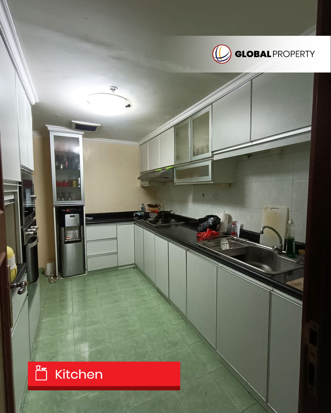 2 Kitchen set Dijual 2.5M, Fully Furnished, 3 Bedroom, Low Floor, Taman Anggrek Condominium